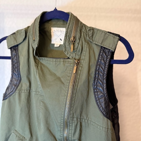 LA Hearts Military, Utility Style Army Green Mesh Back Gilet / Vest. Size M - Picture 6 of 11